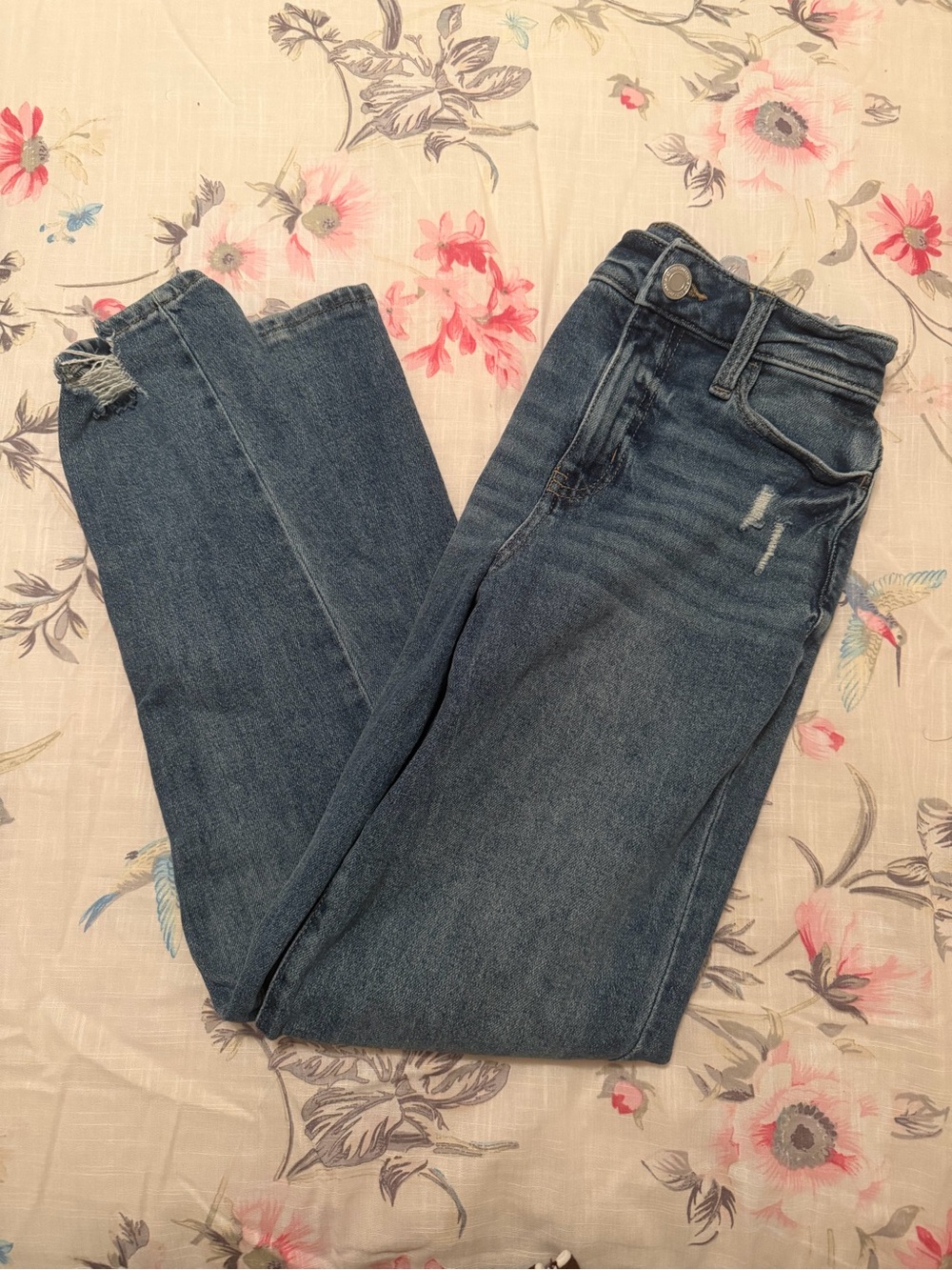 SO Women's Blue Cropped Ankle Jeans